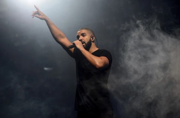 Drake annule sa venue au festival Lollapalooza au Brésil