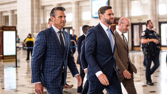 August 20, 2025, Washington, District Of Columbia, USA: JD VANCE and PETE HEGSETH visited National Guard troops at the Shake Shack in Union Station, Washington, D.C. During their stop, the two were me ...