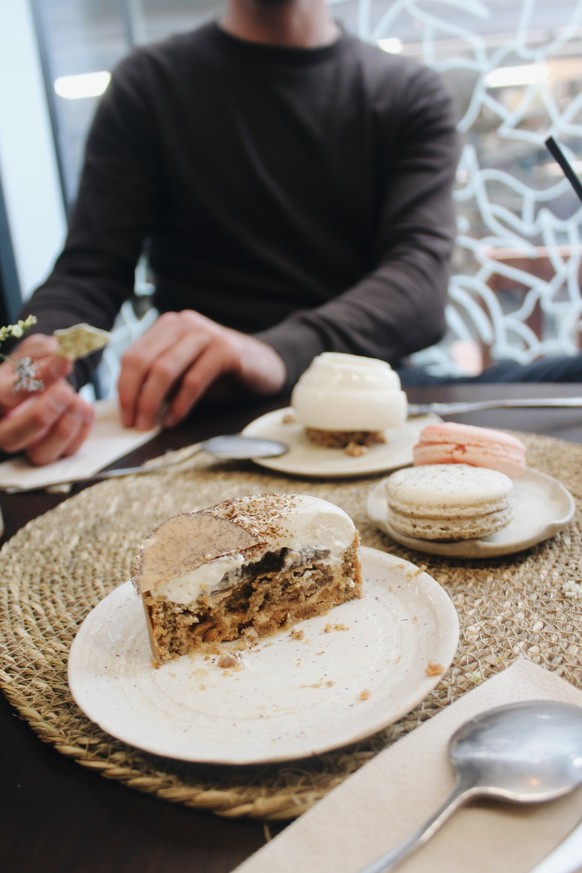 Rencontre avec Siméon Calame, le journaliste suisse romand qui lance Mille-Feuilles, magazine entièrement dédié à la gastronomie de Suisse romande.