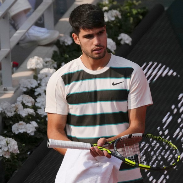 Carlos Alcaraz renonce également à Wimbledon