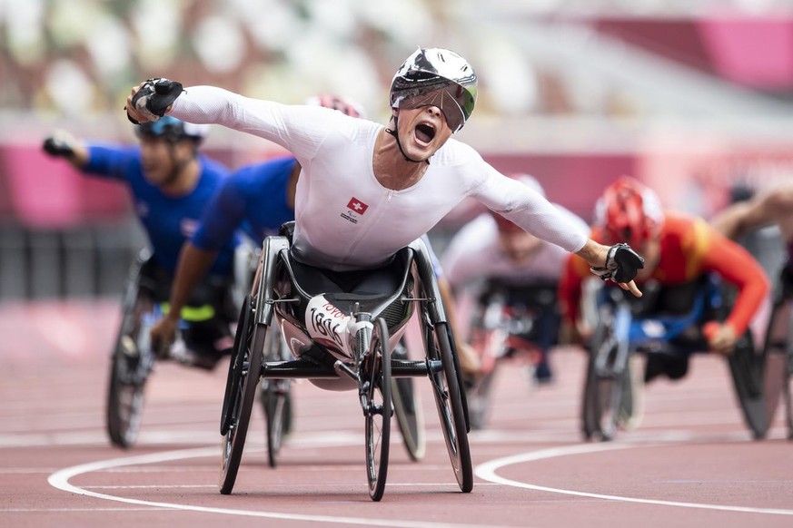 Marcel Hug of Switzerland reacts after winning the Men&#039;s 1500m T53/54 competition at the 2020 Tokyo Summer Paralympics Games at the Olympic Stadium in Tokyo, Japan, Tuesday, August 31, 2021. (KEY ...