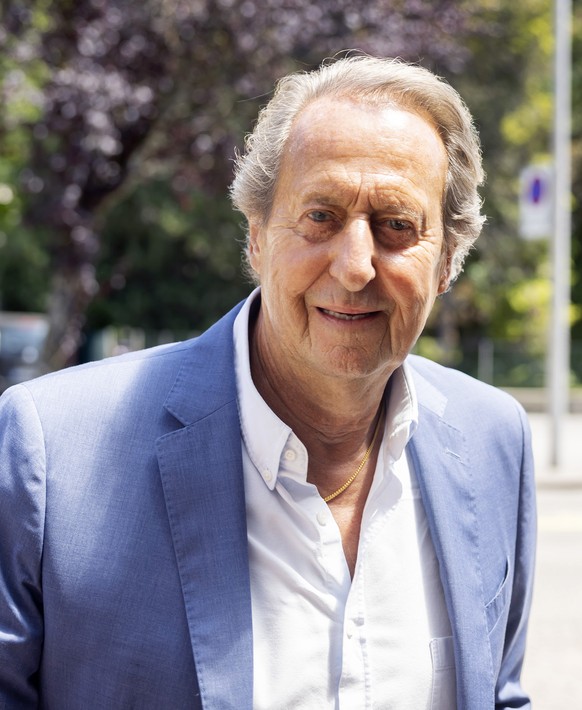 Daniel Borel, cofondateur de la societe Logitech, arrive pour une audience au Tribunal d&#039;arrondissement de la Cote afin de demander a la chambre civile de contraindre l&#039;entreprise Logitech a ...