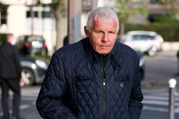 Etienne Mougeotte Funeral - Paris Patrick Poivre d&amp; x2019Arvor arriving at the funeral ceremony of Etienne Mougeotte at Saint Francois-Xavier church in Paris, France on October 13, 2021. Etienne M ...