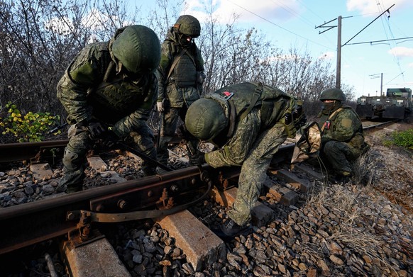 Les troupes ferroviaires russes en action en Ukraine.