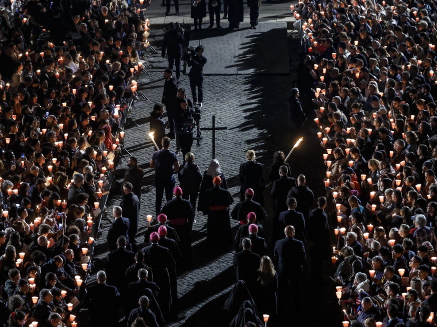 Vendredi soir, le Pape avait annul