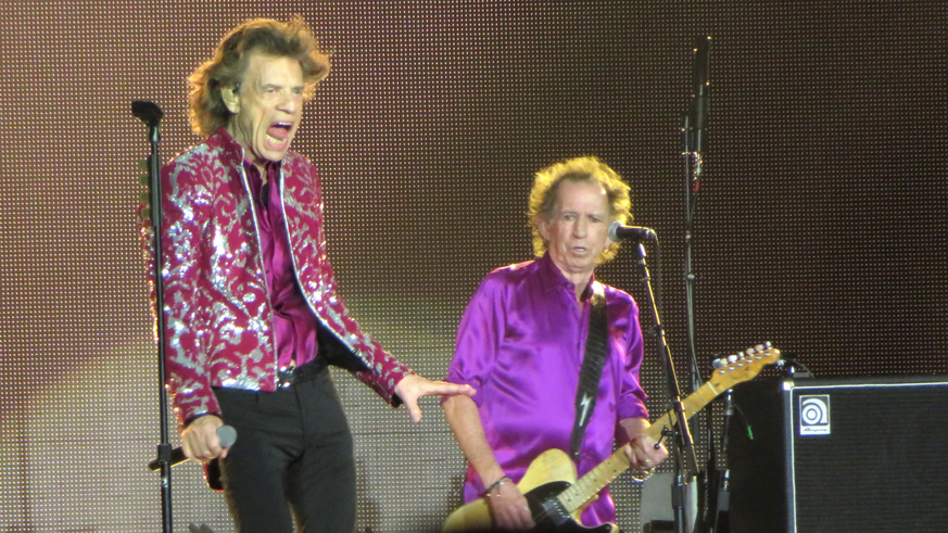 Le chanteur Mick Jagger et le guitariste Keith Richards se produisent avec leur groupe, The Rolling Stones, au MetLife Stadium lors de leur tournée No Filter le 1er août 2019 à East Rutherford (USA).