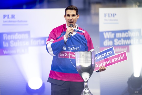 Le president du PLR Suisse et conseiller aux Etats Thierry Burkart parle lors de la journee du PLR et phase clef de la campagne des elections federales du parti PLR Les Liberaux-Radicaux suisse ce sam ...