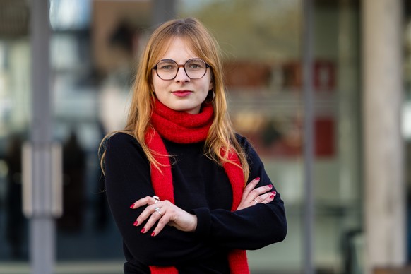 Mirjam Hostetmann, Praesidentin JUSO Schweiz, an der Delegiertenversammlung der JUSO Schweiz zur &quot;Initiative für eine Zukunft&quot; und den Themen Vermoegensungleichheit und Klimakrise am Samstag ...