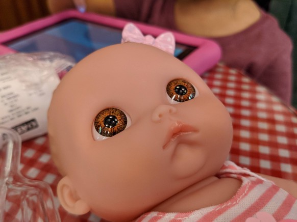 Dinge, die dich heute Nacht töten werden: Creepy Puppe