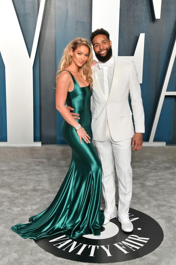 BEVERLY HILLS, CALIFORNIA - FEBRUARY 09: Lauren Wood and Odell Beckham Jr. attend the 2020 Vanity Fair Oscar party hosted by Radhika Jones at Wallis Annenberg Center for the Performing Arts on Februar ...