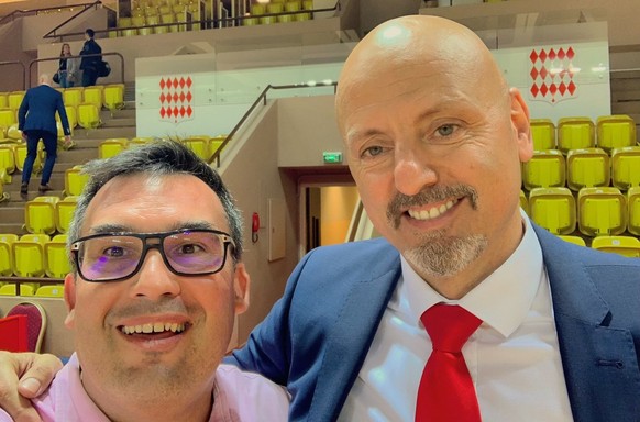 Sébastien Fanti avec le coach de Monaco, Sasa Obradovic.