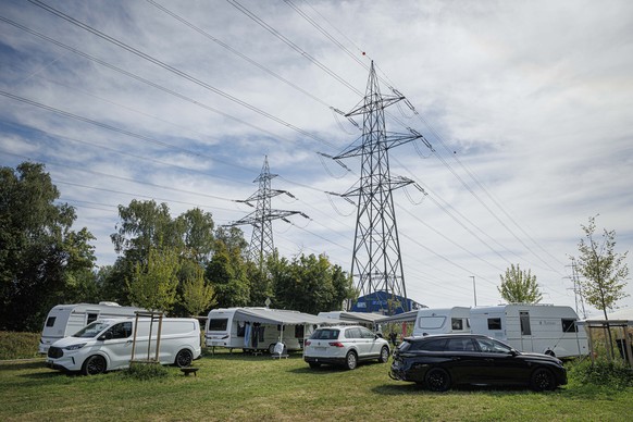 Une aire de passage pour les Yeniches est photographiee lors de son inauguration ce lundi 25 aout 2025 au Mont-sur-Lausanne. (KEYSTONE/Valentin Flauraud)