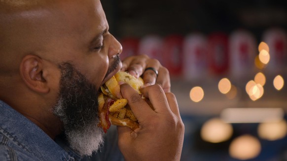 Fresh, Fried &amp; Crispy: Season 1. Episode 3, “Las Vegas”Pictured: Daymon Scott “Daym Drops” Patterson (Food Critic) tasting the Hakka Street Noddles (pork tonkatsu, shrimp and fried egg) by chef Ma ...