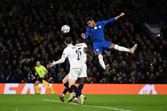 LONDON, ENGLAND - JANUARY 21: Estevao of Chelsea heads the ball during the UEFA Champions League 2025/26 League Phase MD7 match between Chelsea FC and Pafos FC at Stamford Bridge on January 21, 2026 i ...