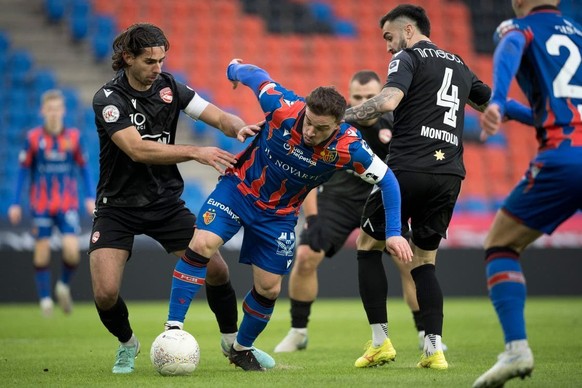 Shaqiri a porté pour la première fois le brassard, samedi en match amical contre Thoune (2-0).