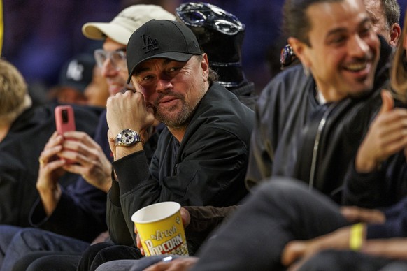 LOS ANGELES, CA -MARCH 4, 2025: Actor Leonardo DiCaprio sits court side as the Lakers play the New Orleans Pelicans at Crypto.com Arena on March 4, 2025 in Los Angeles, California. (Gina Ferazzi / Los ...