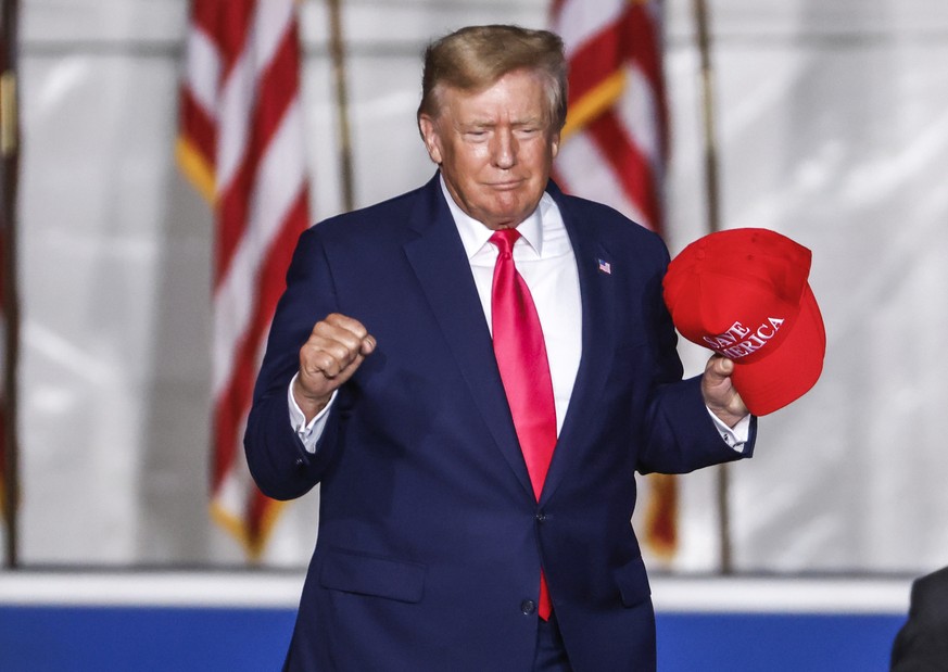 epa10108200 Former US President Donald J. Trump arrives at a Save America Rally in Waukesha, Wisconsin, USA, 05 August 2022. Trump was campaigning for Wisconsin Republican gubernatorial Tim Michaels,  ...