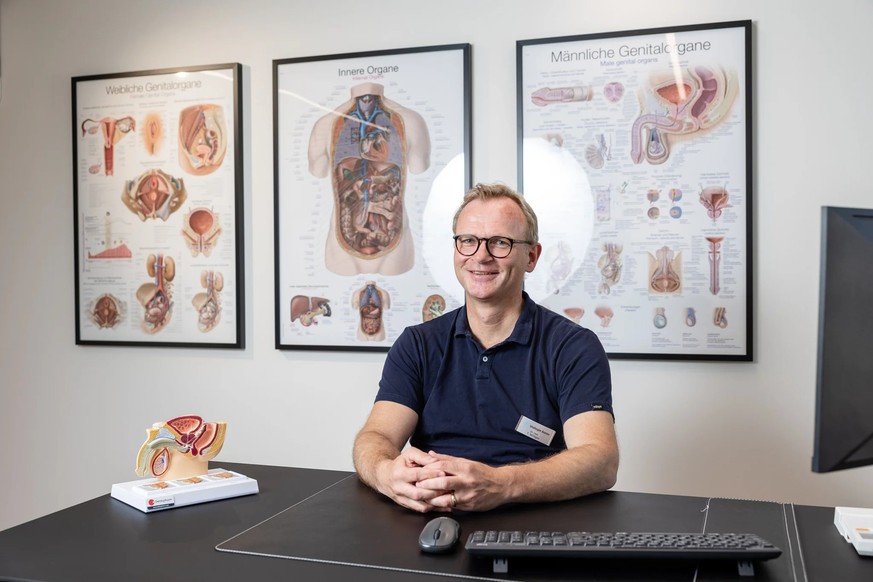 Tilmann Möltgen est notamment médecin-chef adjoint en urologie à l&#039;hôpital cantonal d&#039;Aarau, en Argovie.