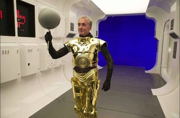 Star Wars: Revenge of the Sith (2005)

https://twitter.com/Behind_Pics/status/1592275283071193090/photo/1