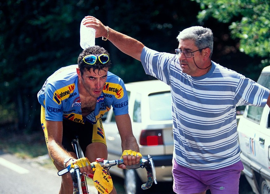 Eros Poli escapes over Mont Ventoux on stage 15 of the 1994 Tour de France from Montpellier to Carpentras. (Photo by Graham Watson/Getty Images)