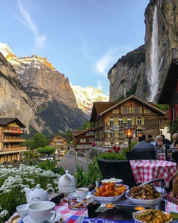 Il s'agit de Lauterbrunnen dans le canton de Berne.