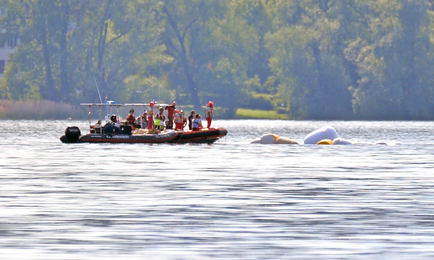 Opération de recherche sur le lac Majeur.