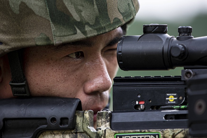 Automatic Rifle Firing Test Special forces soldiers are performing an automatic rifle firing test on fixed targets in Baise, Guangxi province, China, on June 20, 2024. Baise Guangxi China PUBLICATIONx ...