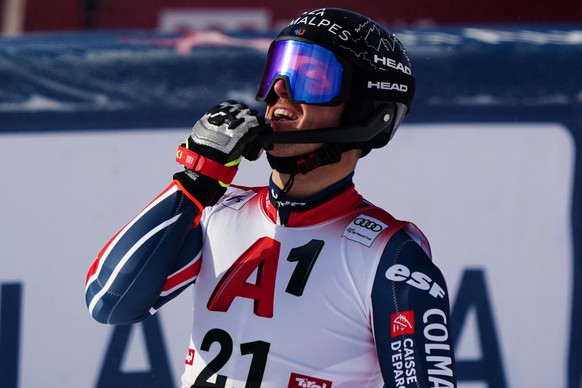 France&#039;s Paco Rassat celebrates at the finish area of an alpine ski, men&#039;s World Cup slalom, in Gurgl, Austria, Saturday, Nov. 22, 2025. (AP Photo/Pier Marco Tacca)
Austria Alpine Skiing Wor ...