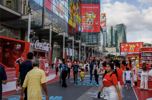 Plus qu&#039;un simple grand magasin : le Central World Shopping Mall à Bangkok.