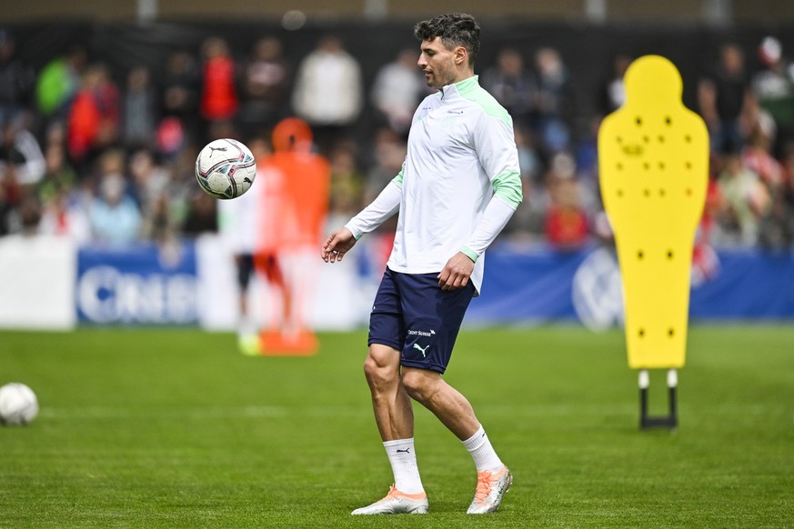 Fabian Schaer im Training der Schweizer Fussball Nationalmannschaft, am Samstag, 28. Mai 2022, in Bad Ragaz. Die Nationalmannschaft ist vor Ort im Trainingslager. (KEYSTONE/Gian Ehrenzeller).