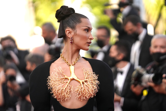 Bella Hadid Cannes