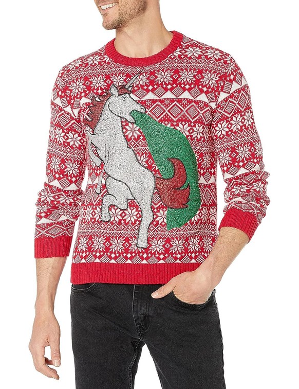 Hässlicher Pullover mit kotzendem Einhorn