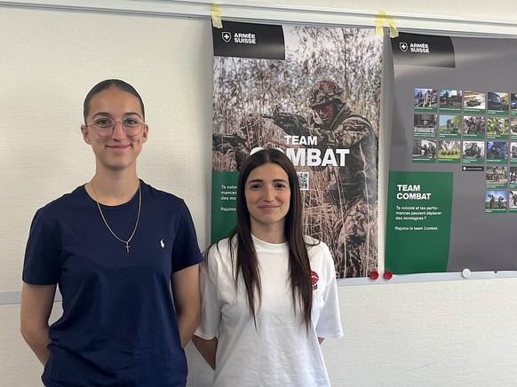 A Colombier (NE), une quarantaine de jeunes femmes ont pris part à une journée d&#039;information de l&#039;armée suisse.