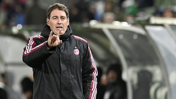 epa11173203 Servette&#039;s head coach Rene Weiler reacts during the UEFA Europa Conference League knock-out round play-offs, 2nd leg soccer match between Ludogorets and Servette in Razgrad, Bulgaria, ...