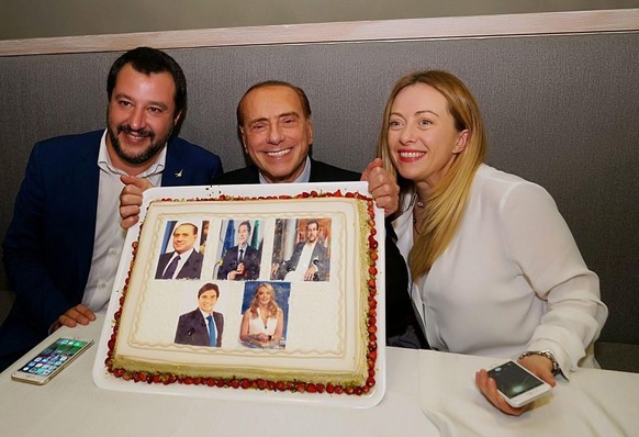 epa06306044 A handout photo made available by the Press Office of Silvio Berlusconi shows Matteo Salvini (L), leader of Lega Nord Party, Former Italian prime minister Silvio Berlusconi (C) and Giorgia ...