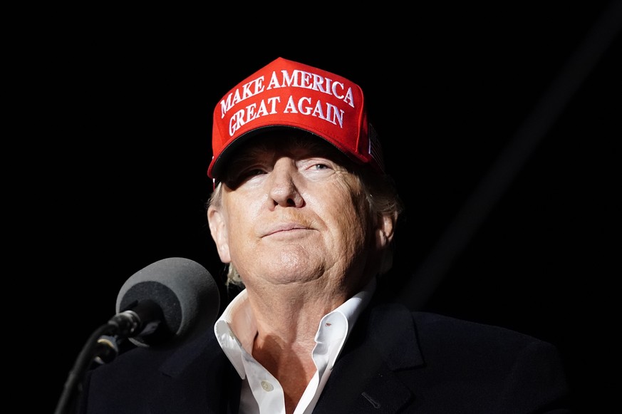 Pourquoi Trump est accusé de fraude fiscale (parmi tant d'autres choses)
