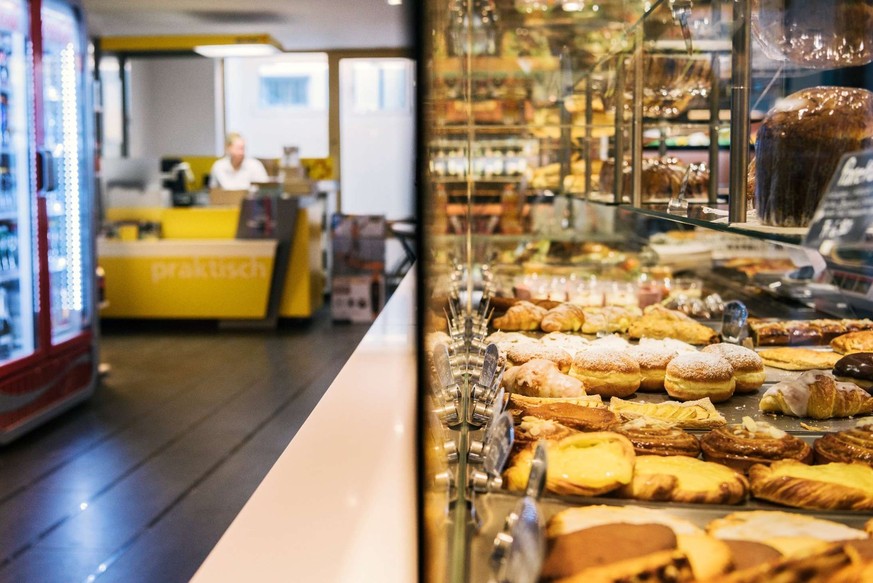 La poste intégrée dans les magasins: un ajout très populaire dans les petites localités.