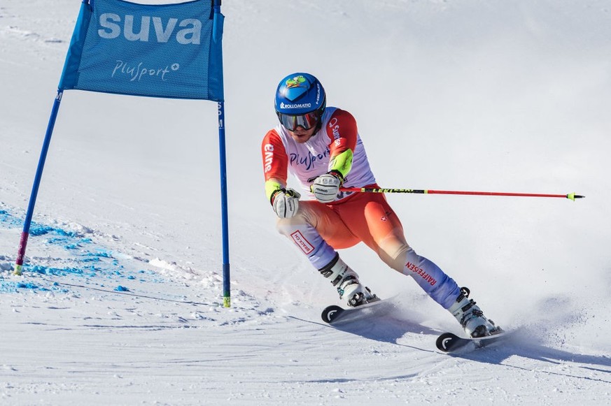 ST MORITZ, SWITZERLAND - JANUARY 12: Robin Cuche of Team Switzerland competes in the Para Alpine Skiing Men&#039;s Giant Slalom Standing at Corviglia during the St Moritz 2025 FIS Para Alpine Ski Worl ...