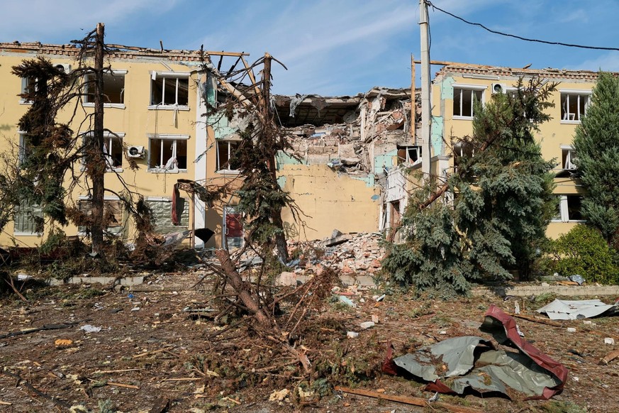 Les Russes ont récemment détruit un hôtel de la ville de Sloviansk, autrefois très apprécié des journalistes.