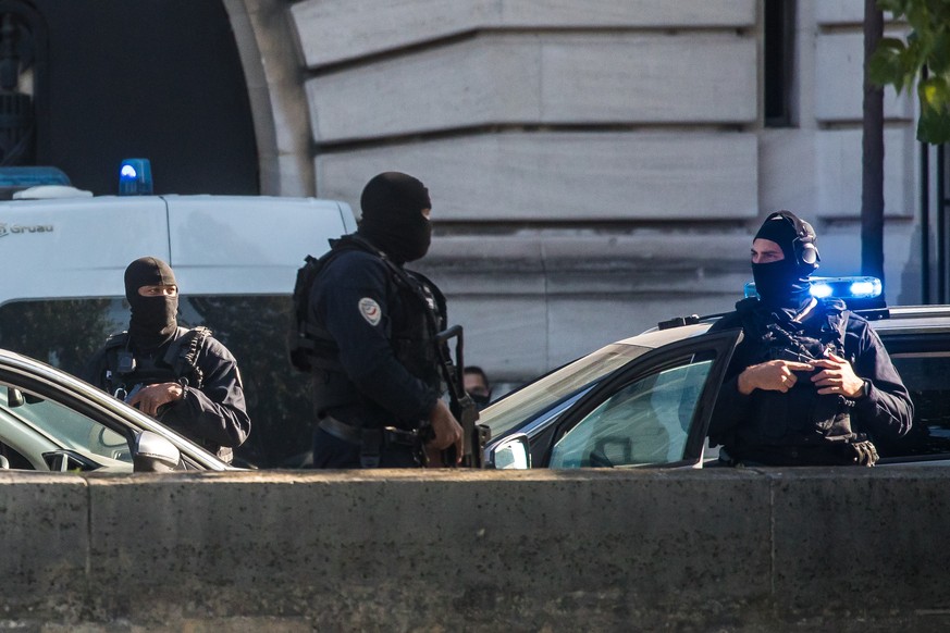 Le procès des attentats de Paris se tient au palais de justice, entièrement sécurisé.