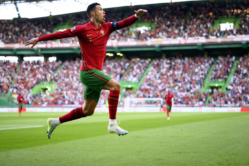 Portugal&#039;s forward Cristiano Ronaldo celebrates his goal after scoring the 2:0, during the UEFA Nations League group A2 soccer match between Portugal and Switzerland at the Estadio Jose Alvalade  ...