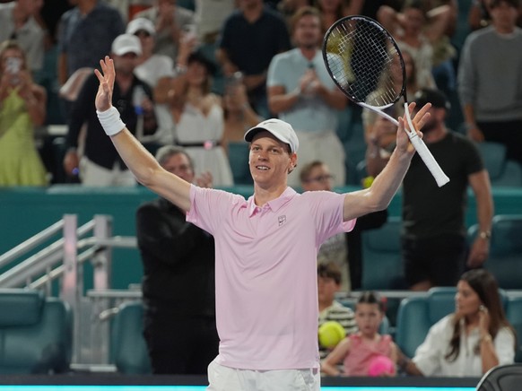 Jannik Sinner est à un succès du "Sunshine Double"