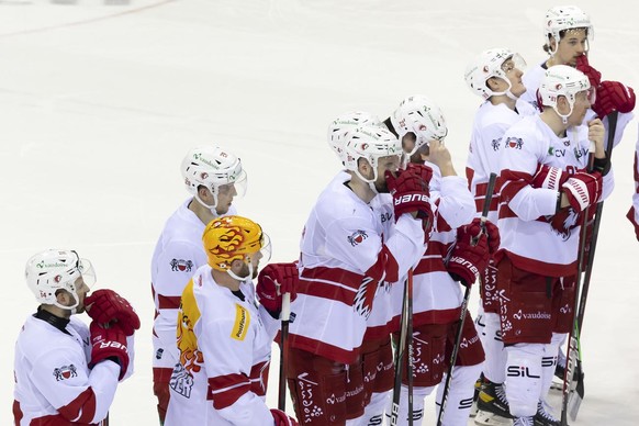 Lausanne&#039;s players look disappointed after losing against Geneve-Servette team during the shootout session, at the National League regular season game of the Swiss Championship between Geneve-Ser ...