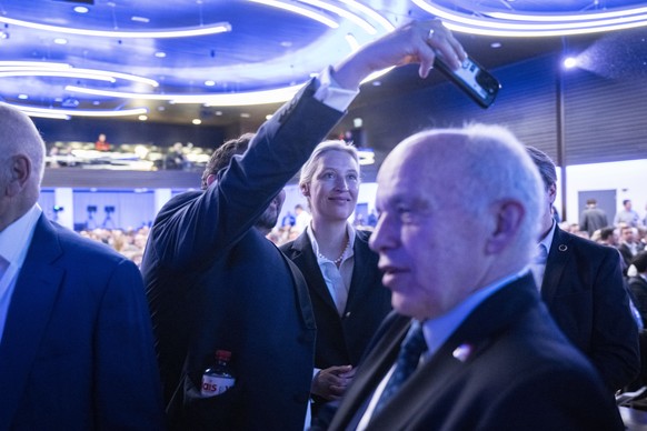 Alice Weidel of the Alternative for Germany (AfD) poses with a guest at the Liberal Institute&#039;s Roepke Award to Javier Milei for Civil Society at the Congress Centre in Kloten, Switzerland, Frida ...