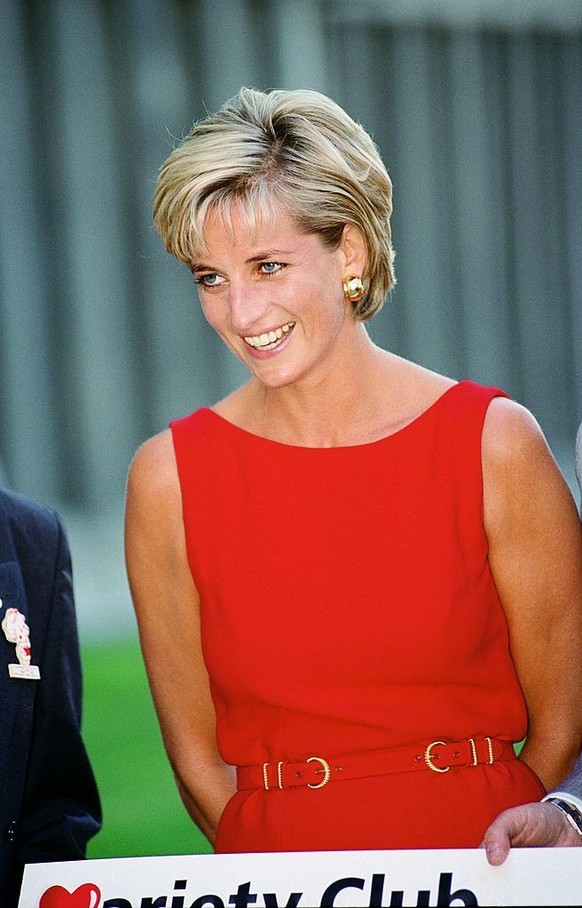 GREAT BRITAIN - JULY 21: Diana, Princess of Wales at Northwick Park and St Mark&#039;s Hospital in Harrow, Middlesex, to lay the foundation stone for the new children&#039;s ambulatory care centre (ca ...