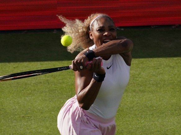 Le retour de Serena Williams à Londres n'aura duré que le temps d'une rencontre en double.