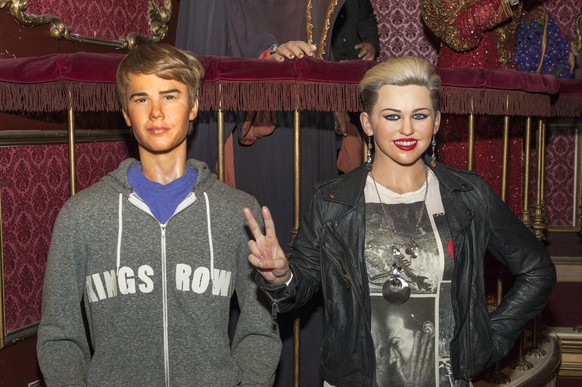 Il s'agit de Justin Bieber et de Miley Cyrus.