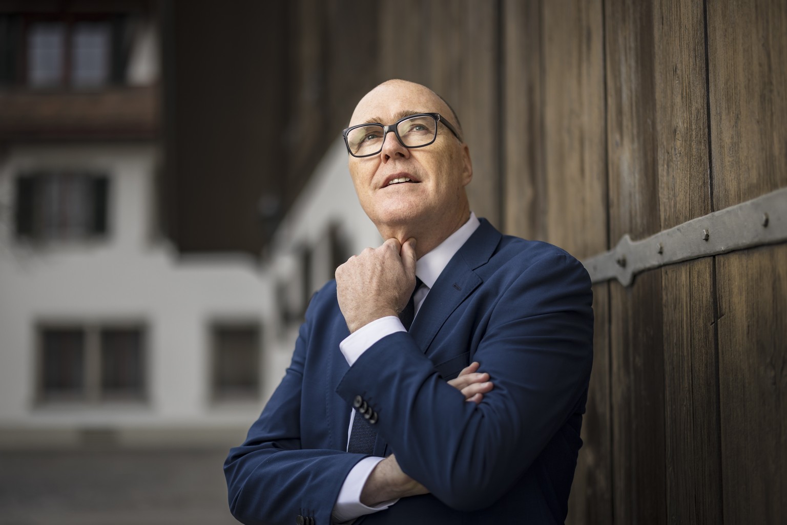 Martin Pfister, Zuger Regierungsrat und Bundesratskandidat von Die Mitte, posiert fuer ein Portrait, am Donnerstag, 5. Februar 2025 anlaesslich einer Medienkonferenz zu seiner Kandidatur in der Rathau ...