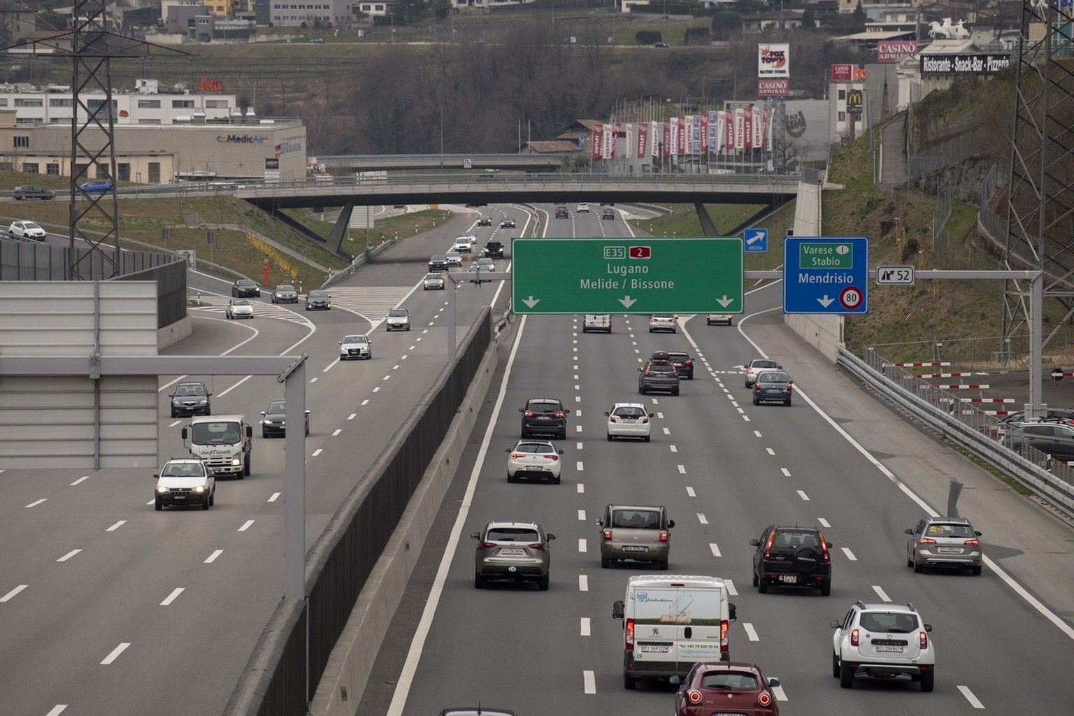 Frontaliers en Suisse: Italiens au Tessin