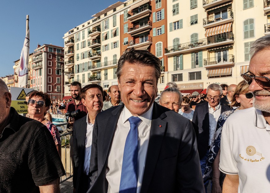 epa12303032 Nice mayor Christian Estrosi joins a traditional Feast of the Assumption procession along the port in Nice, France, 15 August 2025. According to Roman Catholic belief, Assumption is the da ...
